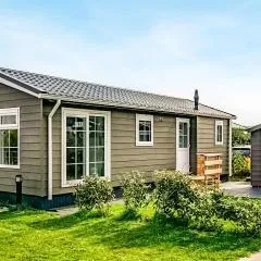 2 Bedroom Nice Home In Julianadorp