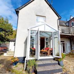 BISHOPS TAWTON OVERTON HOUSE 2 Bedrooms