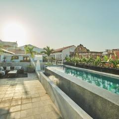 AmazINN Places Rooftop and Design Pool II