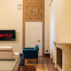 [Private Parking] centro storico: l'affresco