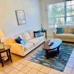 Apt equipped 3 Beds /Clubhouse free /Near Markets