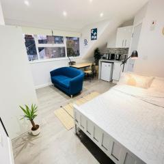 Hackney Studios by Sleepy