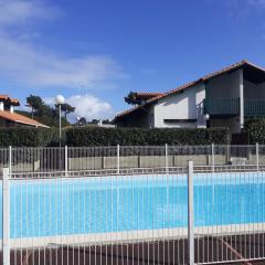Villa Patio pour 6 avec Piscine et Parking Privé, à 2000m des Plages de Capbreton - FR-1-239-748