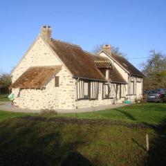 Gîte Villeneuve-en-Perseigne-La Fresnaye-sur-Chédouet, 3 pièces, 4 personnes - FR-1-410-190