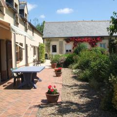 Gîte spacieux avec billard, cheminée & terrasse, près de la forêt de Bercé, Wi-Fi & activités nature - FR-1-410-337
