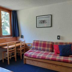 Studio confortable Arc 1800, 2 pers, Wifi, animaux admis - FR-1-411-216