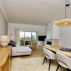 Adam's Place (Garça Real)CD242 - Clever Details, Sleeps 4 people, Wifi, Garage