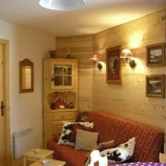 Charmant appartement avec balcon à Châtel - 4 pers, proche centre et télécabine - FR-1-198-172