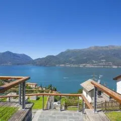 poolside apartment Cristina