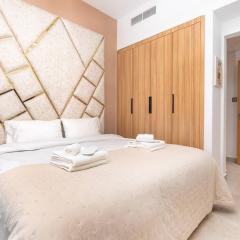 Perfect 2br for families in JVC