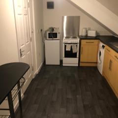 1 bedroom flat Oakfield Road