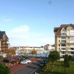 Dives-sur-Mer, 3 pièces duplex, terrasse, animaux admis - FR-1-487-278