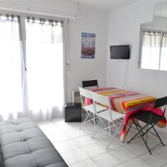 Appartement 2 pièces avec balcon ensoleillé près de l'hippodrome de Cabourg - FR-1-487-297