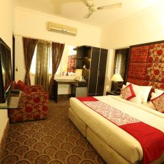 Hotel Capitol Hills - Greater Kailash Delhi