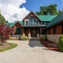 White Eagle Lodge at Eagles Nest