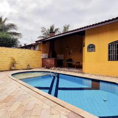 Piscina, Churrasqueira, Wi-Fi, SmartTv, 4dorm, Comércios na porta
