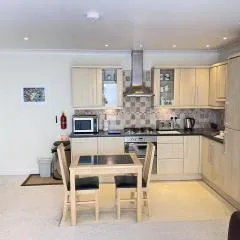 Poldhu Guest House - Housity