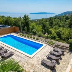 Awesome Home In Veprinac With Wifi