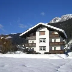 Ferienwohnungen/Holiday Apartments Lederer