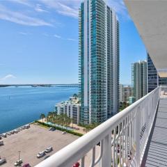 3BR Airbnb Friendly Condo with Ocean View and Balcony