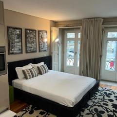 Oporto Chic & Cozy Cardosas