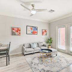 Houston Condo with Pool Access about 9 Mi to Dtwn!