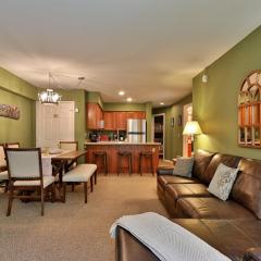 The Pico Escape- 3BR 2BA Ski On Ski Off at Pico Mountain, Close to Killington, condo