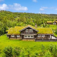 Luxury Cabin at Nesfjellet with sauna, bbq, close to ski & golf
