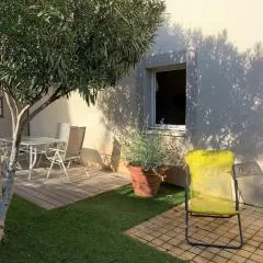 Appartement cosy avec jardin près de la Lagune de Thau à Bouzigues, idéal pour des vacances paisibles - FR-1-604-34