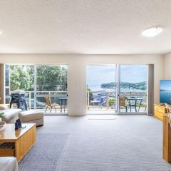 Laman Lodge, 1,15 Laman Street - Stunning Views, air conditioned unit with water views and Wifi