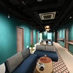 Dream Chaser Boutique Capsule Hotel