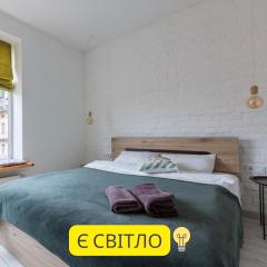 ROMANTIC Apartments- view of the Town Hall