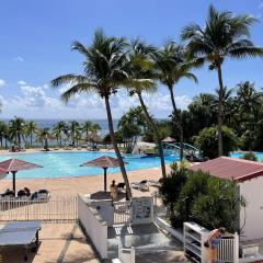 Village Vacances Sainte Anne - Vue exceptionnelle Piscine et Plage Vue mer - Barbadine 1010 by Studios Barbadine