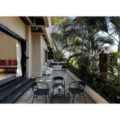 SaffronStays Uno Crest, Lonavala - 4 BDR Artistically Decorated Villa Near Bhushi Dam