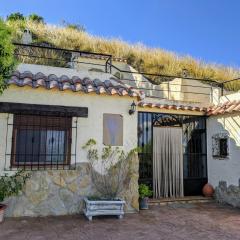 Casas Cuevas El Mirador con piscina y barbacoa
