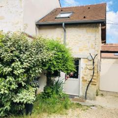 Cocooning little house in french Vexin