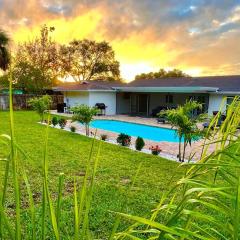 Heated Pool •honeymoon island• fireplace