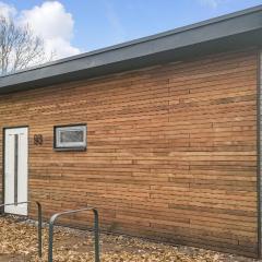 Stunning Home In Den Oever With Wifi