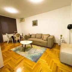 Condo 21