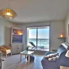 Appartement 2 chambres avec magnifique terrasse face mer, au cœur du quartier pittoresque de la Chaume - FR-1-92-711