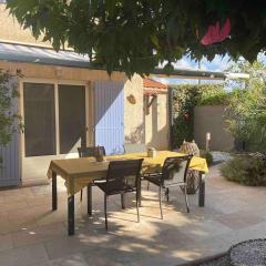 Mazet provencal au coeur des Alpilles La Rêverie