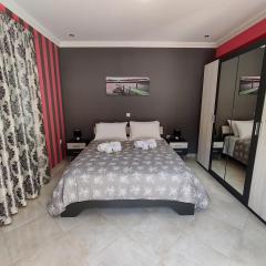 Silver Pearl Apartment