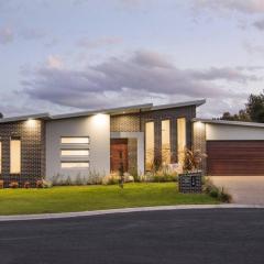 Luxury meets Modern along Cudgegong River