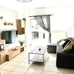 Modern condo with garage near the square and beach