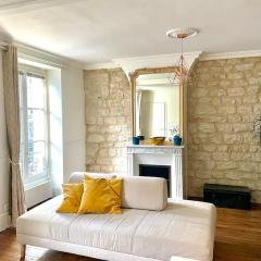 Center of PARIS - Gare Est / Nord