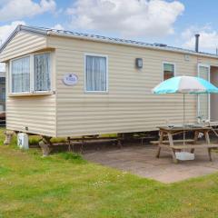 Norfolk Lavender Caravan - Sleeps 4 - WiFi and Sky TV Included