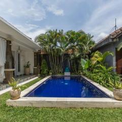 Central & Charming 3bedr with private pool