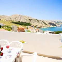 Magdalena with mountain and seaview