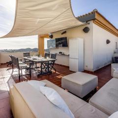 Amazing Apartment In Las Lagunas De Mijas With 2 Bedrooms And Wifi