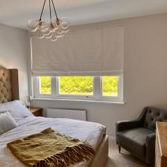 Charming 2-Bed Apartment in Sandwich in kent